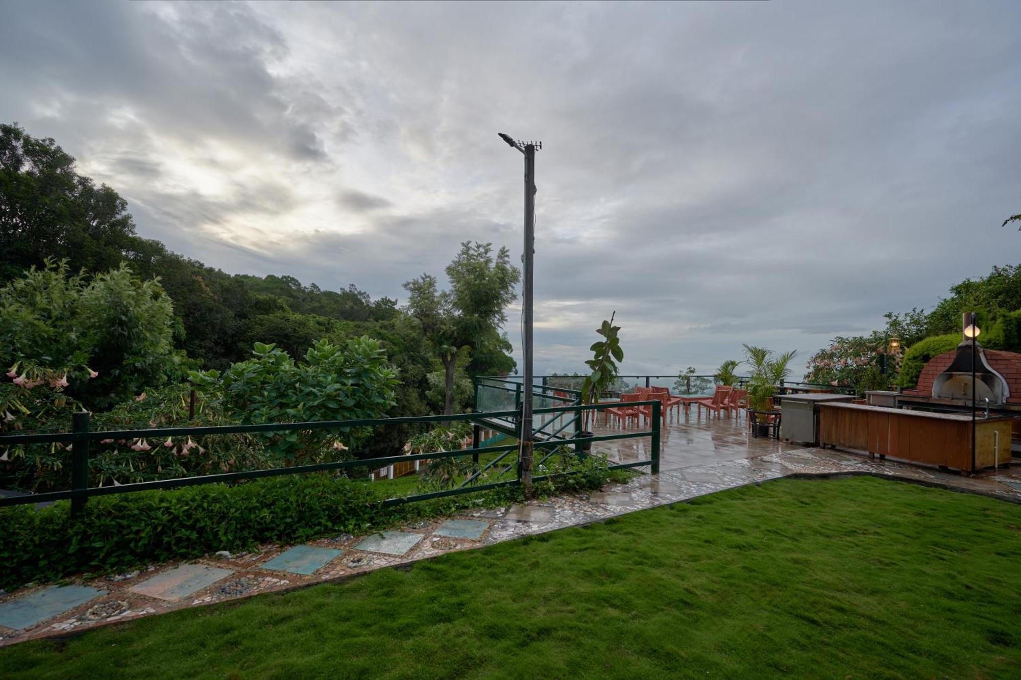 De Rock Jungle Living Resort Coonoor Exterior photo